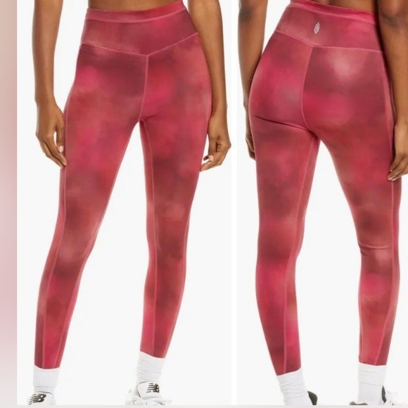 Free People Pants - NWT Free People Beat the Heat Leggings-L.